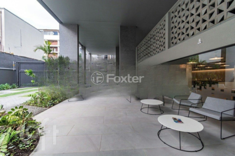 Image 2 - 956864