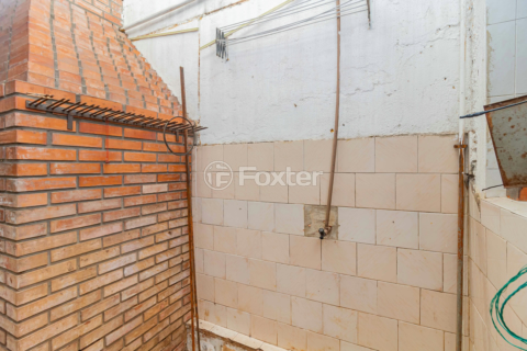 Image 32 - 956901