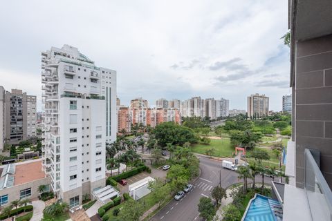 Image 5 - 956916