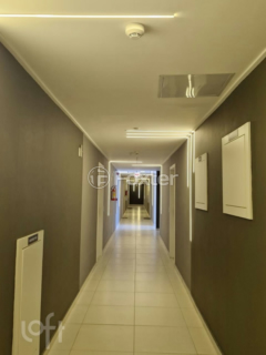 Image 3 - 956964