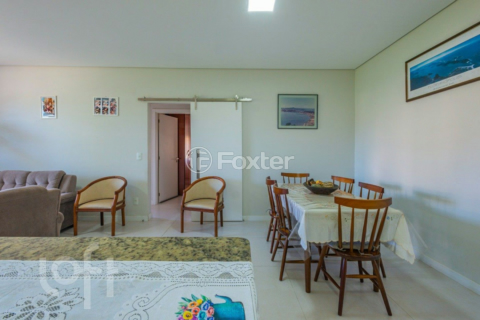 Image 7 - 956971