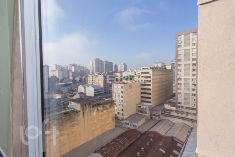 Image 18 - 957002
