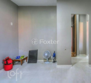 Image 4 - 957005