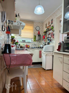 Image 7 - 957006