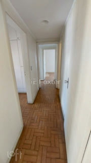 Image 5 - 957024