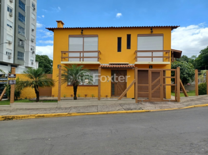Image 1 - 957205