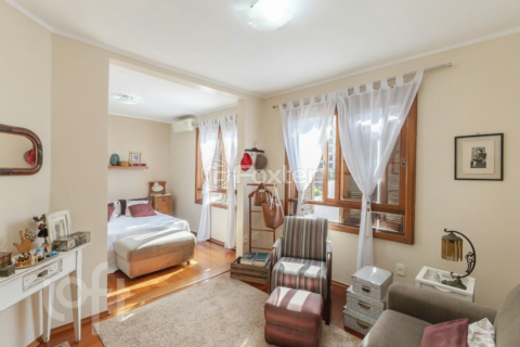 Image 39 - 957323