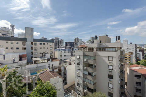 Image 32 - 957323
