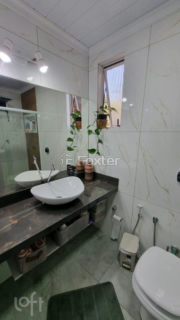 Image 8 - 957470