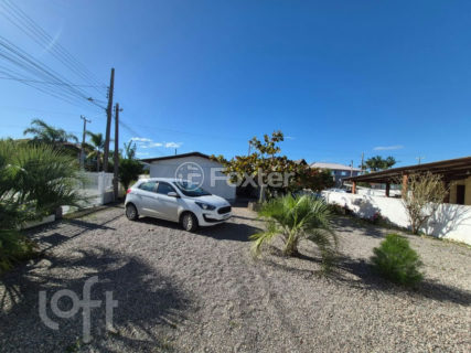 Image 3 - 957491