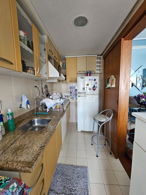 Image 8 - 957581
