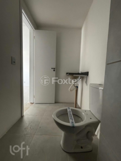 Image 29 - 957588