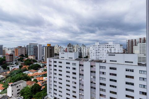 Image 16 - 957599