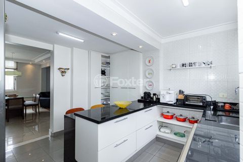 Image 23 - 957599