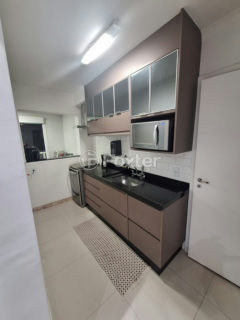 Image 7 - 957690