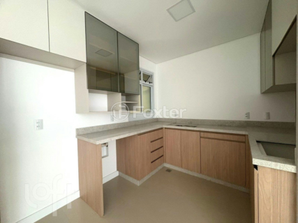 Image 3 - 957696