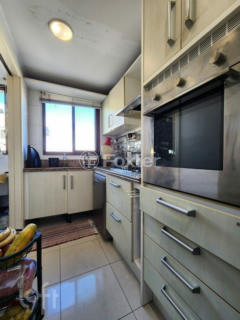 Image 8 - 957699