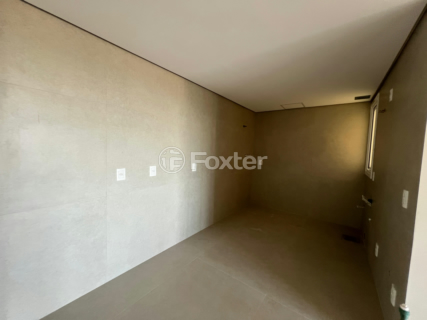 Image 4 - 957731