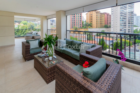 Image 3 - 957744