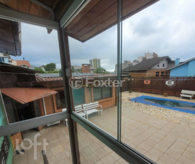 Image 3 - 957779
