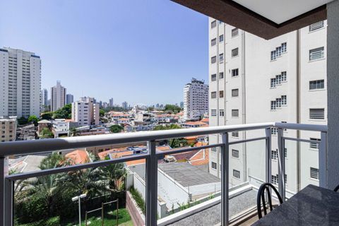 Image 6 - 957796