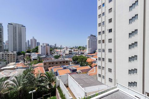 Image 7 - 957796