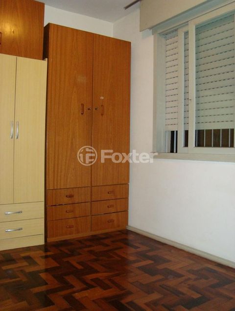 Image 11 - 957813