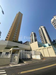Image 11 - 957816