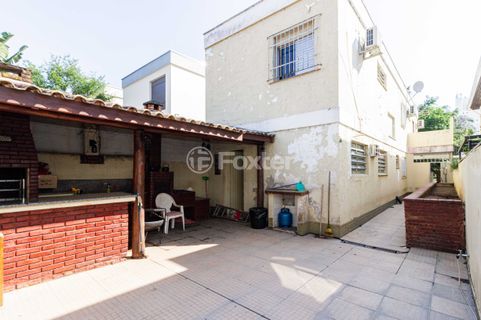 Image 35 - 957857