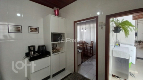 Image 4 - 957949
