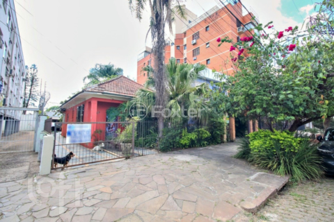 Image 4 - 957953