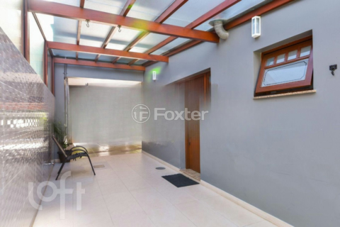 Image 37 - 957980