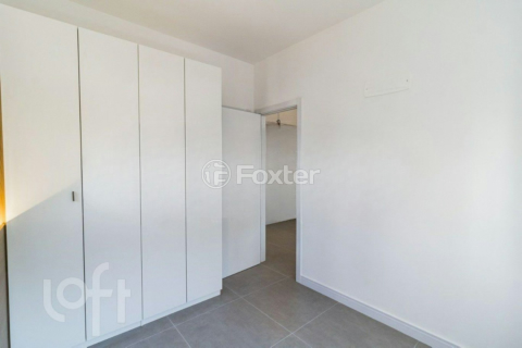 Image 7 - 957999