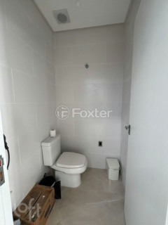Image 37 - 958006