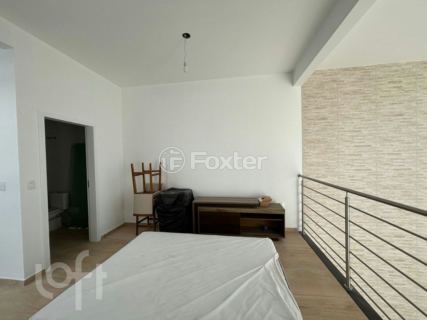 Image 7 - 958006