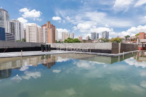 Image 15 - 958042