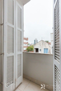 Image 23 - 958049