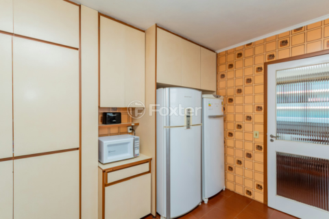 Image 32 - 958163