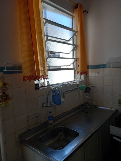 Image 4 - 958269