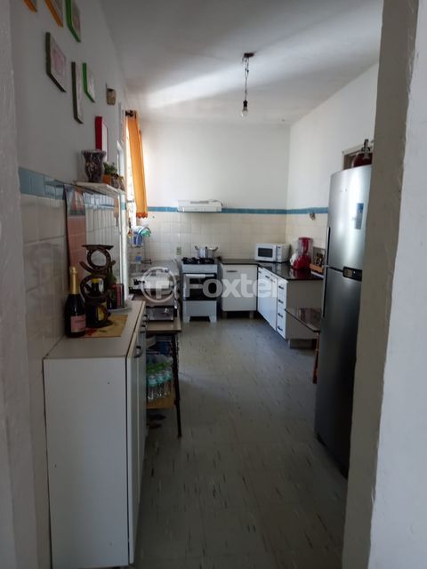 Image 1 - 958269