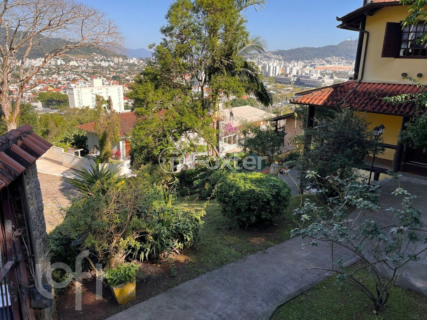 Image 5 - 958349