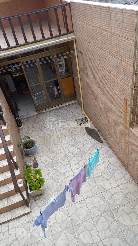 Image 10 - 958357