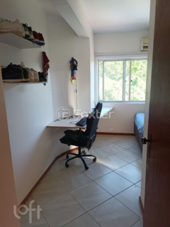 Image 6 - 958379