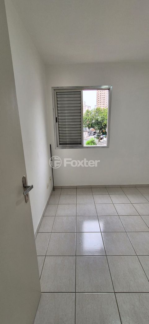 Image 5 - 958401