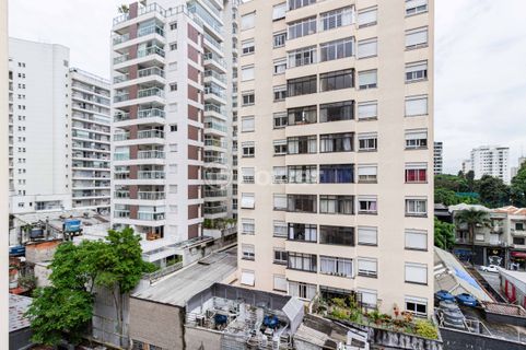Image 9 - 958499