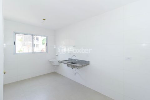Image 4 - 958500
