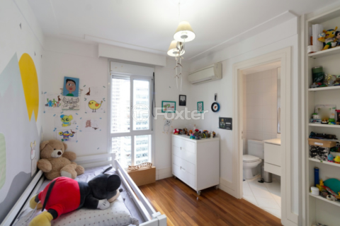 Image 32 - 958502