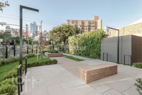 Image 34 - 958538