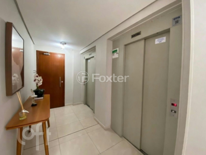 Image 4 - 958589