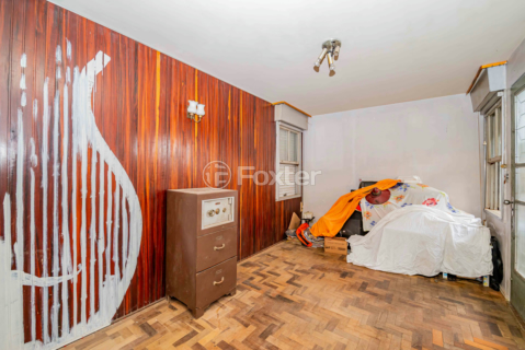 Image 3 - 958600
